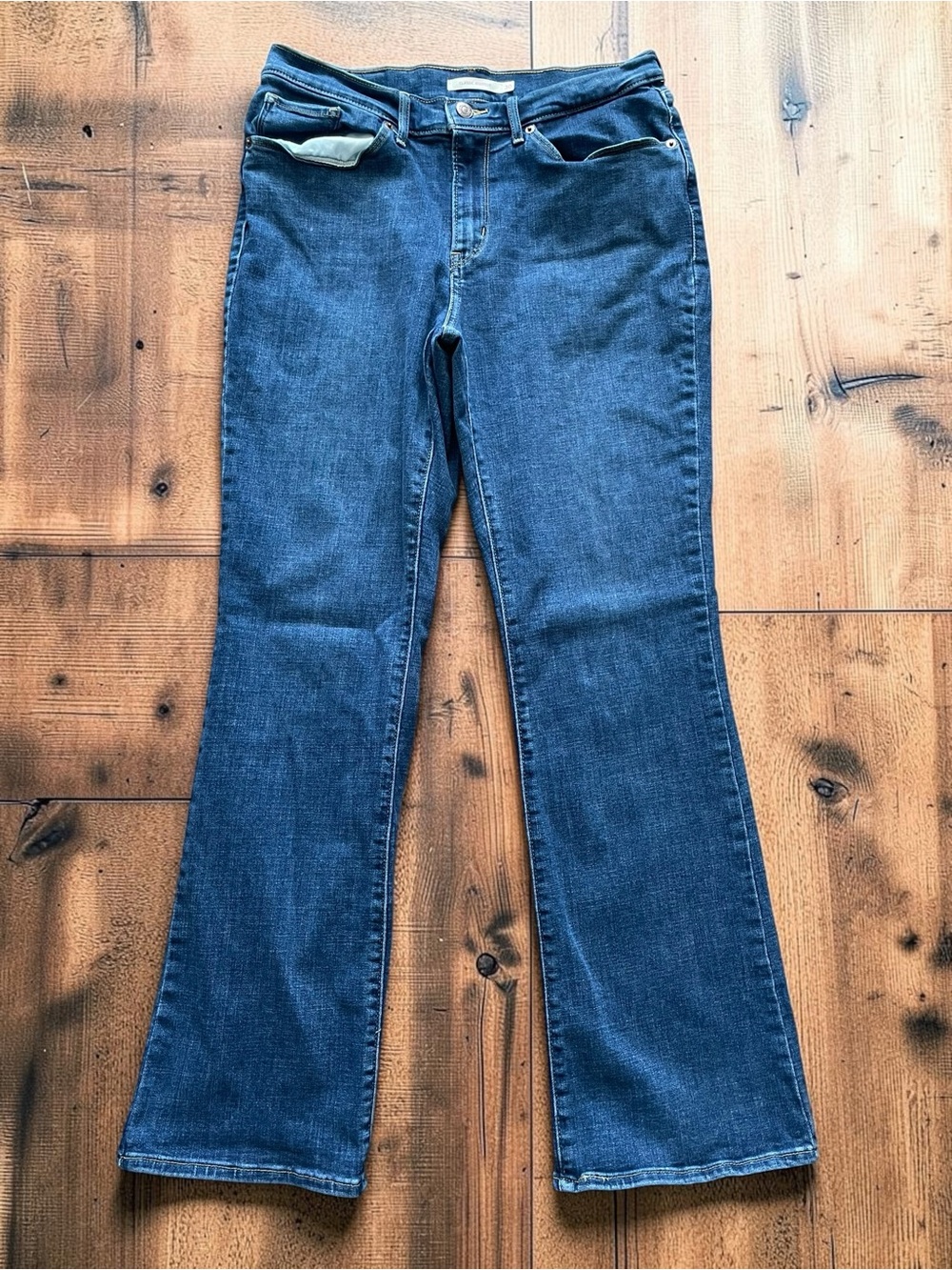 Levi's Women's Classic Bootcut Blue Jeans Size 30